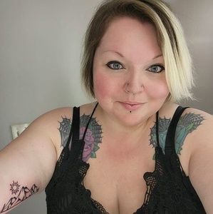 Meet your Posher, Nikita